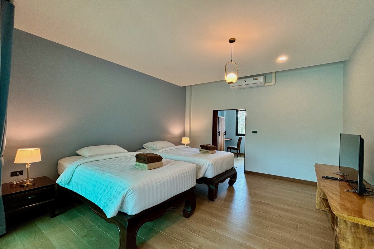 Seashine Pool Villa | 15-min walk to beach