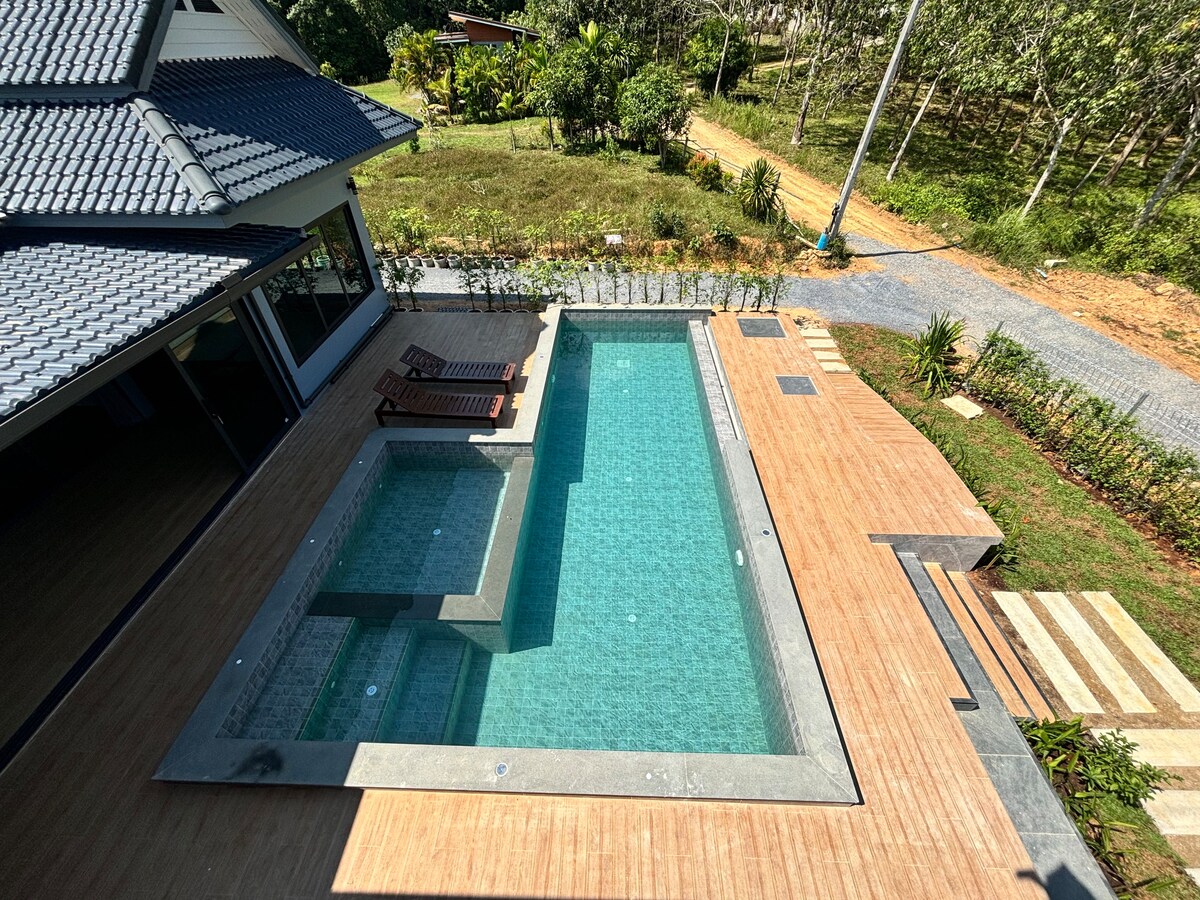 Seashine Pool Villa