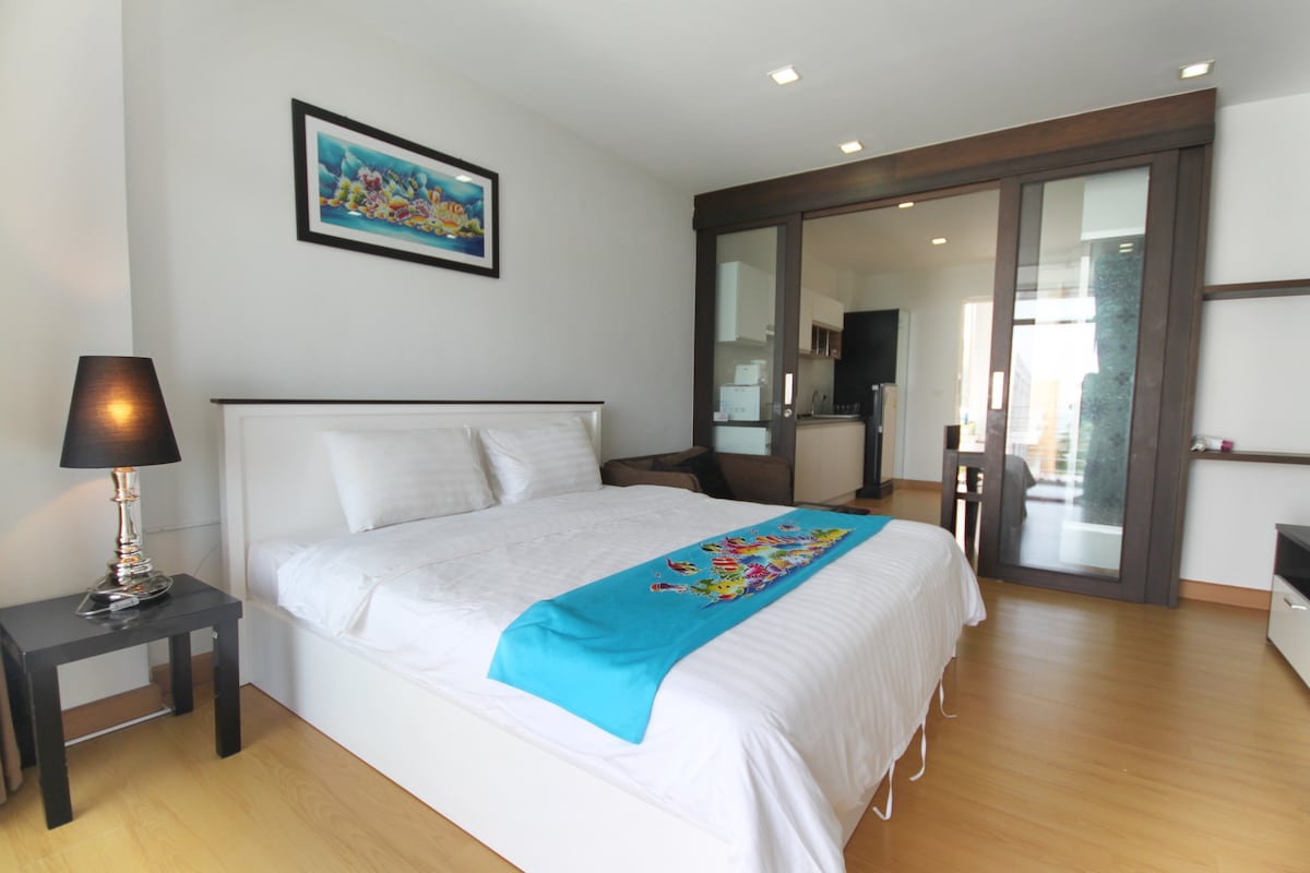 At Sea Condo @ Studio B 505